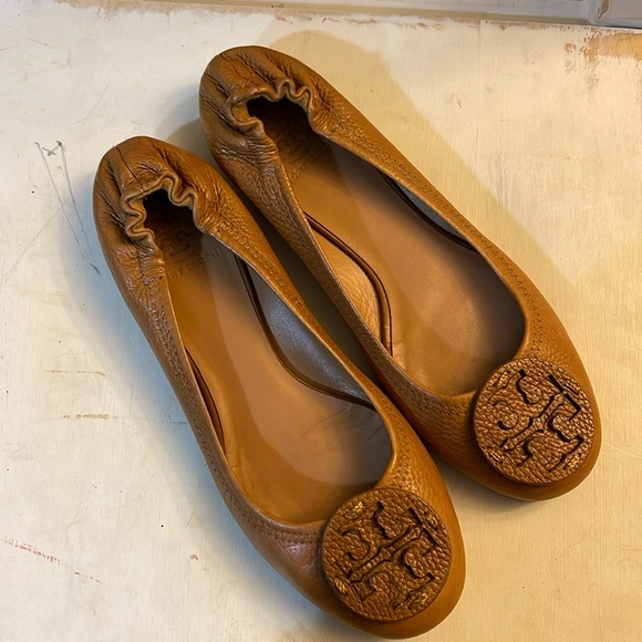 Tory Burch Ballerina Flats Size 8.5 EXCELLENT CONDITION - Picture 1 of 3